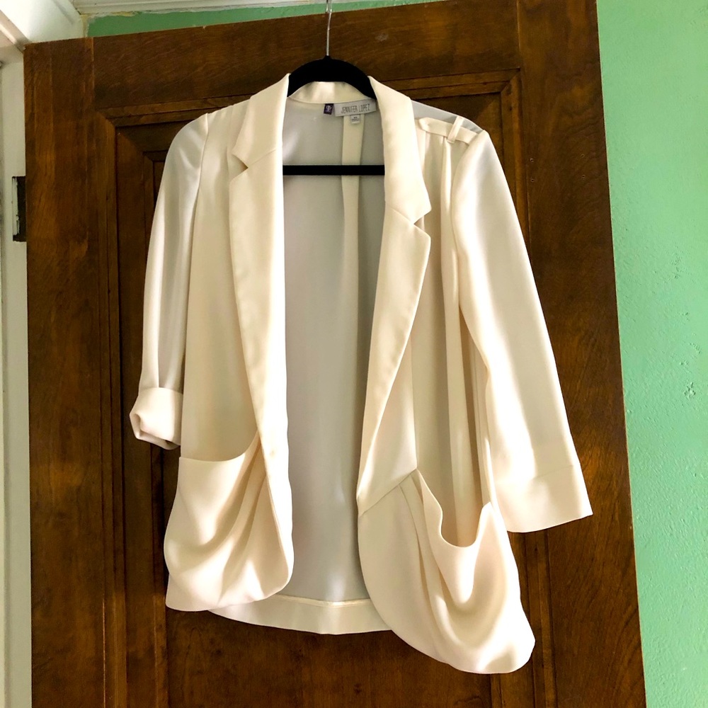 Jennifer Lopez blazer